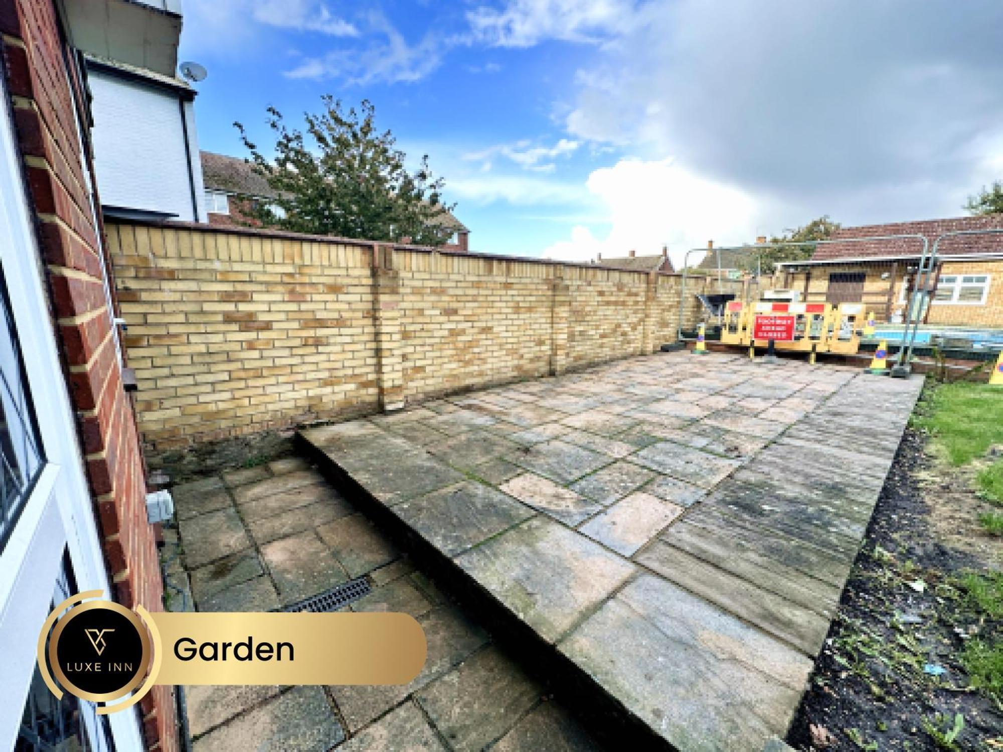 4 Bedroom House, Heathrow Airport, Luxe Inn Colnbrook Buitenkant foto